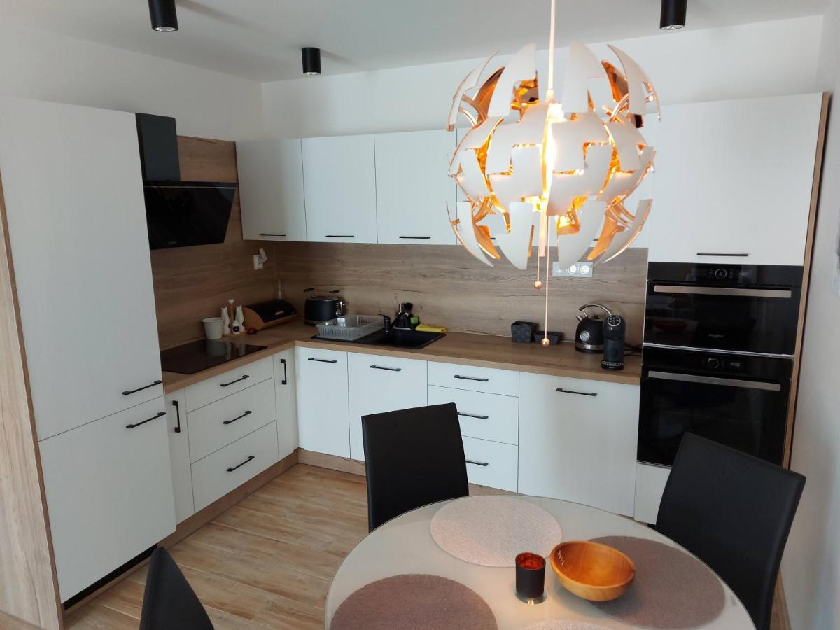 Apartman Filip - Pod Lesom Apartment Vysoke Tatry Exterior photo