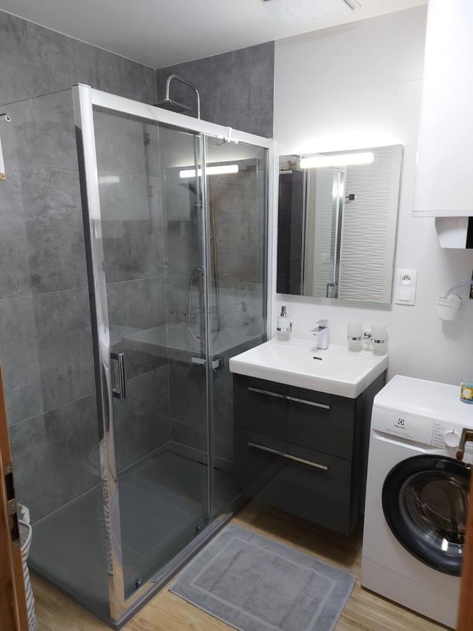 Apartman Filip - Pod Lesom Apartment Vysoke Tatry Exterior photo