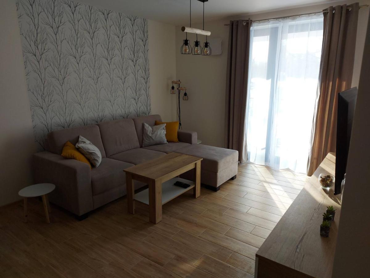 Apartman Filip - Pod Lesom Apartment Vysoke Tatry Exterior photo