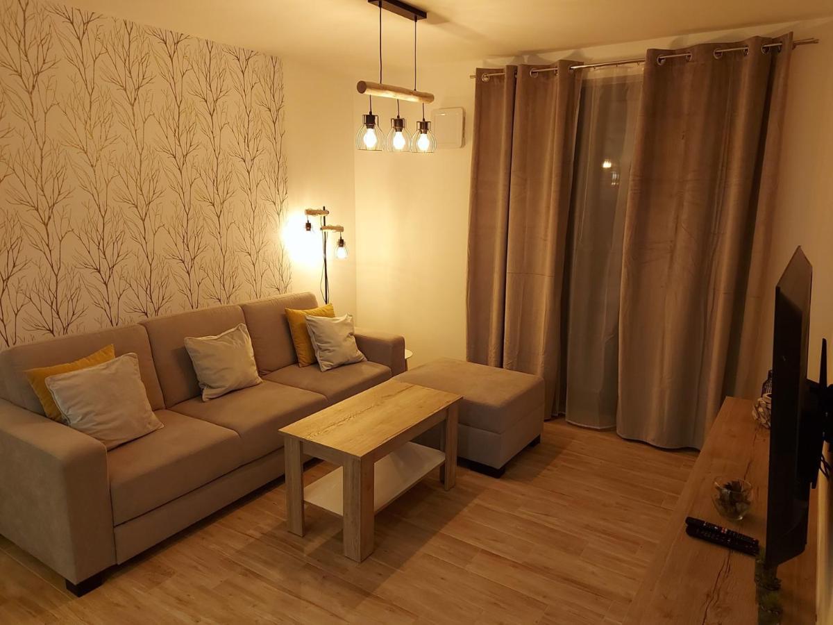 Apartman Filip - Pod Lesom Apartment Vysoke Tatry Exterior photo